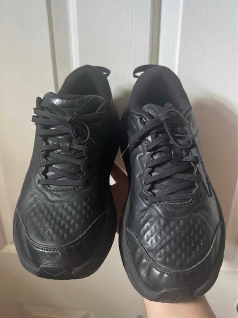 Hoka Men's Black BONDI sneakers